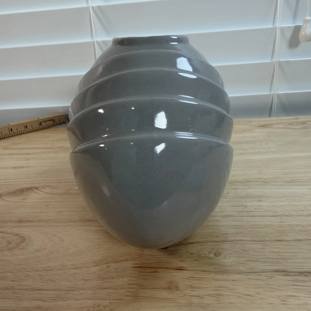 Vintage 1980's Art Deco Revival Gray Pleated Oval Ceramic Vase unmarked 6